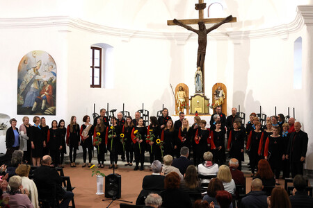 KOMORNI ZBOR FRAN GERBIČ LETNI KONCERT 72 FOTO LJUBO VUKELIČ